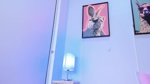 dulce__fiore07 online show from 4, 4, 2026