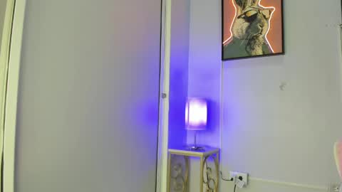 dulce__fiore07 online show from 10, 4, 2026