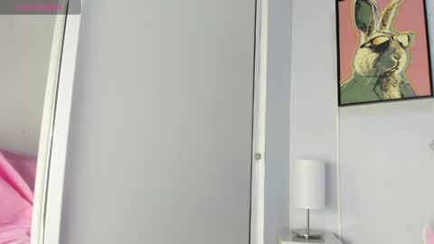 dulce__fiore07 online show from 18, 4, 2026