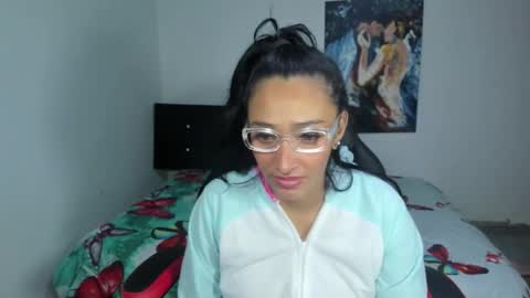 Snapshot of dulce_candy98 chatting on 12, 1, 2026 dulce_candy98 online show from 12, 1, 2026