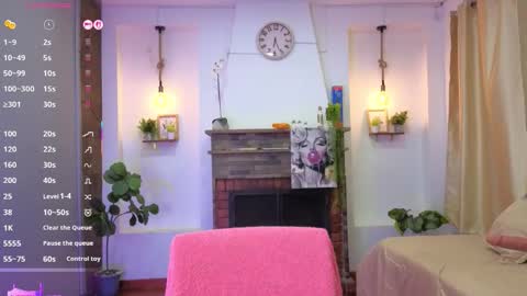 Snapshot of dulce_celeste15 chatting on 11, 11, 2025 C E L E S T E online show from 11, 11, 2025