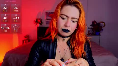 Snapshot of dulce_charlottee chatting on 10, 9, 2025 DULCE online show from 10, 9, 2025