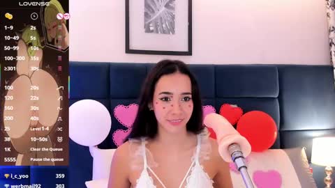 dulce_charm_ online show from 14, 2, 2025