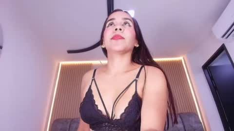 kitty  online show from 31, 3, 2026