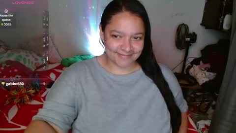 Snapshot of dulce_mmaria chatting on 28, 4, 2026 dulce online show from 28, 4, 2026