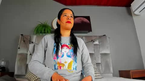 Snapshot of dulceaurora_ chatting on 25, 2, 2026 DULCE AURORA online show from 25, 2, 2026