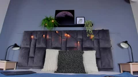 Snapshot of dulceaurora_ chatting on 10, 6, 2026 DULCE AURORA online show from 10, 6, 2026