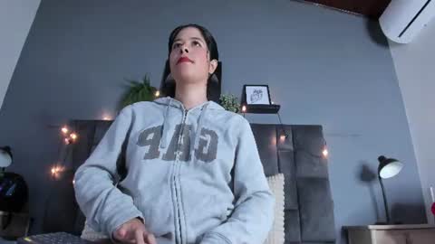 Snapshot of dulceaurora_ chatting on 19, 7, 2026 DULCE AURORA online show from 19, 7, 2026