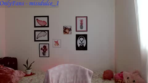 Snapshot of dulcemaria_alvarez22 chatting on 25, 11, 2025 Dulce online show from 25, 11, 2025