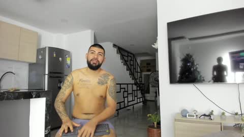 Snapshot of dulceromance chatting on 20, 12, 2024 Jlozada05 online show from 20, 12, 2024