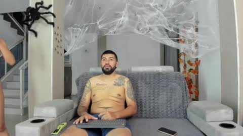 Snapshot of dulceromance chatting on 25, 10, 2025 Jlozada05 online show from 25, 10, 2025