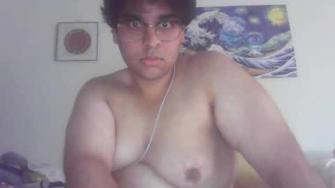 dumbtrapsissy online show from 28, 12, 2024