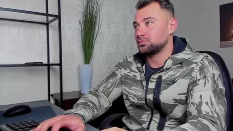 DuncanStone online show from 3, 2, 2025