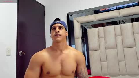 duran_dhikol1 online show from 13, 2, 2025