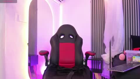 Duriel online show from 11, 2, 2025