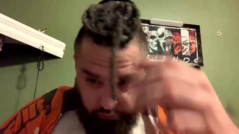 durkdiggler42 online show from 5, 3, 2025