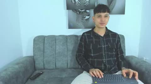 Nicolle y Julian online show from 12, 2, 2026