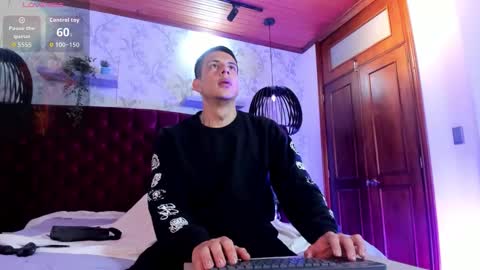 Dustin Sonne online show from 16, 9, 2025