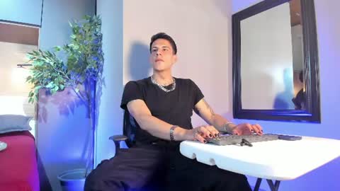 Dustin Sonne online show from 30, 6, 2026