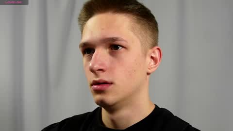 Dustyn online show from 4, 1, 2025