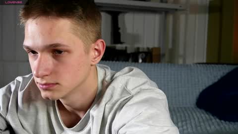 Dustyn online show from 5, 2, 2025