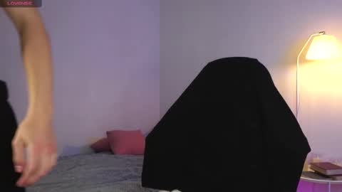 Dustyn online show from 20, 2, 2025