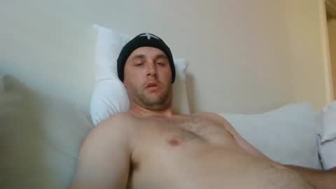 Snapshot of dustyroy09 chatting on 31, 12, 2024 dustyroy09 online show from 31, 12, 2024