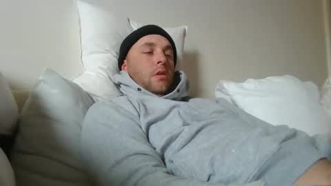 Snapshot of dustyroy09 chatting on 23, 9, 2025 dustyroy09 online show from 23, 9, 2025