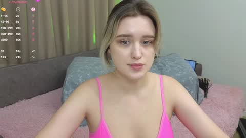 Dusya online show from 17, 12, 2024