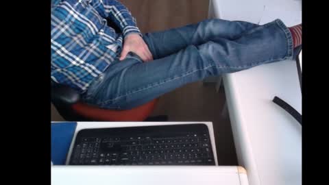 Snapshot of dutchpornking2 chatting on 5, 1, 2025 dutchpornking2 online show from 5, 1, 2025