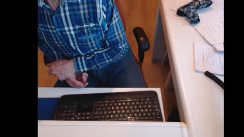 Snapshot of dutchpornking2 chatting on 15, 1, 2025 dutchpornking2 online show from 15, 1, 2025