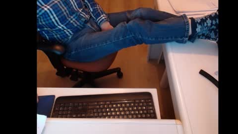 Snapshot of dutchpornking2 chatting on 16, 1, 2025 dutchpornking2 online show from 16, 1, 2025
