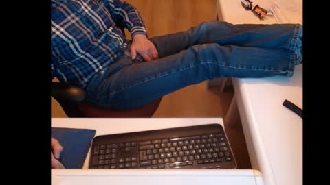 Snapshot of dutchpornking2 chatting on 18, 1, 2025 dutchpornking2 online show from 18, 1, 2025