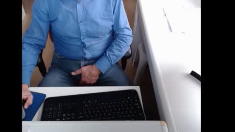 dutchpornking2 online show from 1, 11, 2025