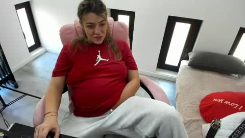 dayana online show from 20, 4, 2026