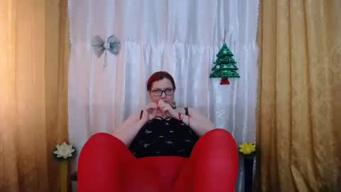 Snapshot of dyannelovee chatting on 10, 1, 2026 Dyanne online show from 10, 1, 2026