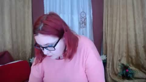 Snapshot of dyannelovee chatting on 8, 2, 2026 Dyanne online show from 8, 2, 2026