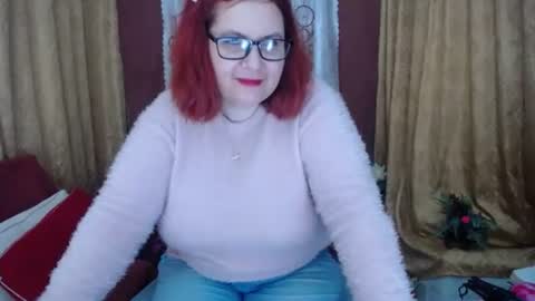 Snapshot of dyannelovee chatting on 14, 2, 2026 Dyanne online show from 14, 2, 2026