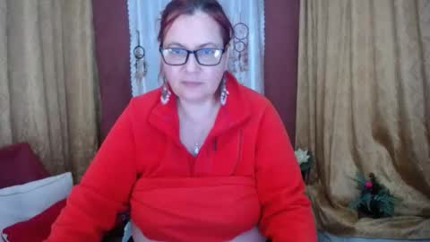 Snapshot of dyannelovee chatting on 22, 2, 2026 Dyanne online show from 22, 2, 2026