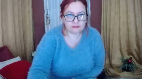 Snapshot of dyannelovee chatting on 27, 2, 2026 Dyanne online show from 27, 2, 2026