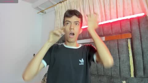 Snapshot of dylan_2005 chatting on 13, 10, 2025 Dylan online show from 13, 10, 2025