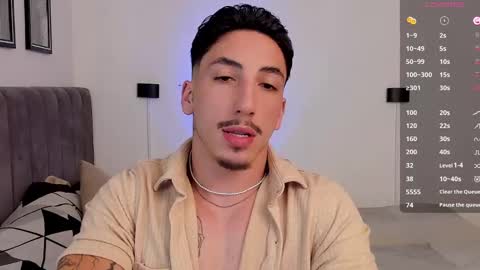 Snapshot of dylan_spencer chatting on 23, 2, 2025 Bryan model independient online show from 23, 2, 2025