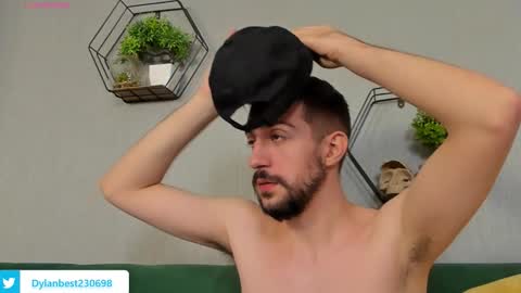 Snapshot of dylan_starxx chatting on 8, 9, 2025 Dylan online show from 8, 9, 2025