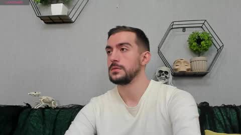 Snapshot of dylan_starxx chatting on 13, 10, 2025 Dylan online show from 13, 10, 2025