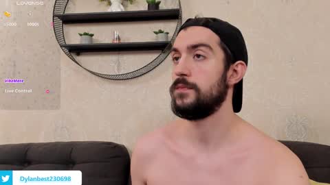 Snapshot of dylan_starxx chatting on 18, 12, 2025 Dylan online show from 18, 12, 2025