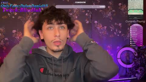 Snapshot of dylandaniel69 chatting on 9, 12, 2024 Dylan Daniel 7.8 online show from 9, 12, 2024