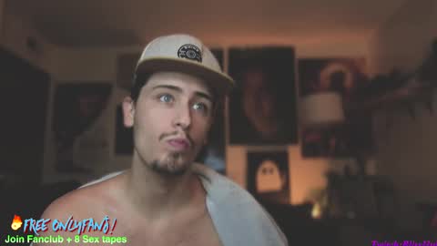 Snapshot of dylandaniel69 chatting on 21, 2, 2025 Dylan Daniel 7.8 online show from 21, 2, 2025