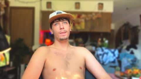 Snapshot of dylandaniel69 chatting on 12, 10, 2025 Dylan Daniel 7.8 online show from 12, 10, 2025