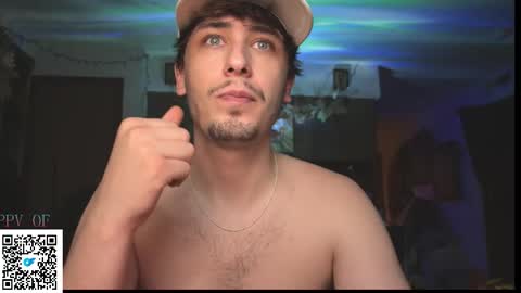 Snapshot of dylandaniel69 chatting on 7, 11, 2025 Dylan Daniel 7.8 online show from 7, 11, 2025