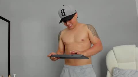 Snapshot of dylann_blaze_ chatting on 10, 3, 2025 online show from 10, 3, 2025